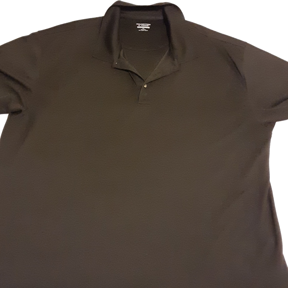 Men's polo
